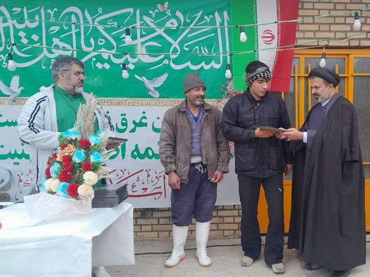 برگـزاری جشـن بزرگ نیمـه شعبـان و گـرامیداشت ایام الله دهه فجــر در کشتـارگاه صنعتــی دام قـــم 